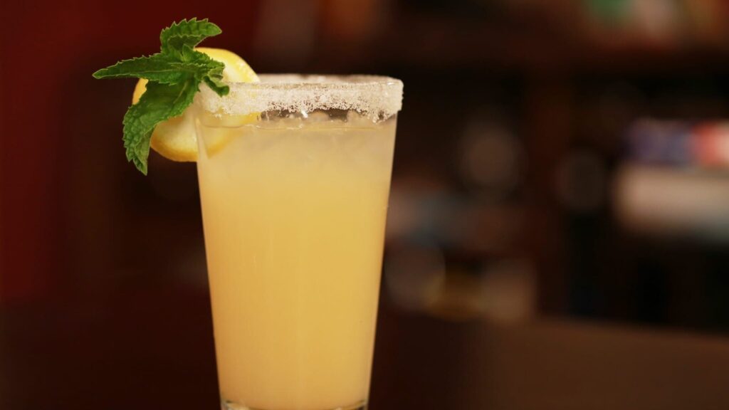 The Ultimate Guide to Irresistible Lemonade Cocktails