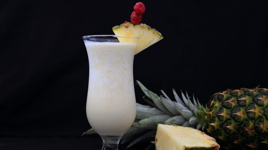 25 Classic Cocktails Every Home Bartender Must Know Piña Colada