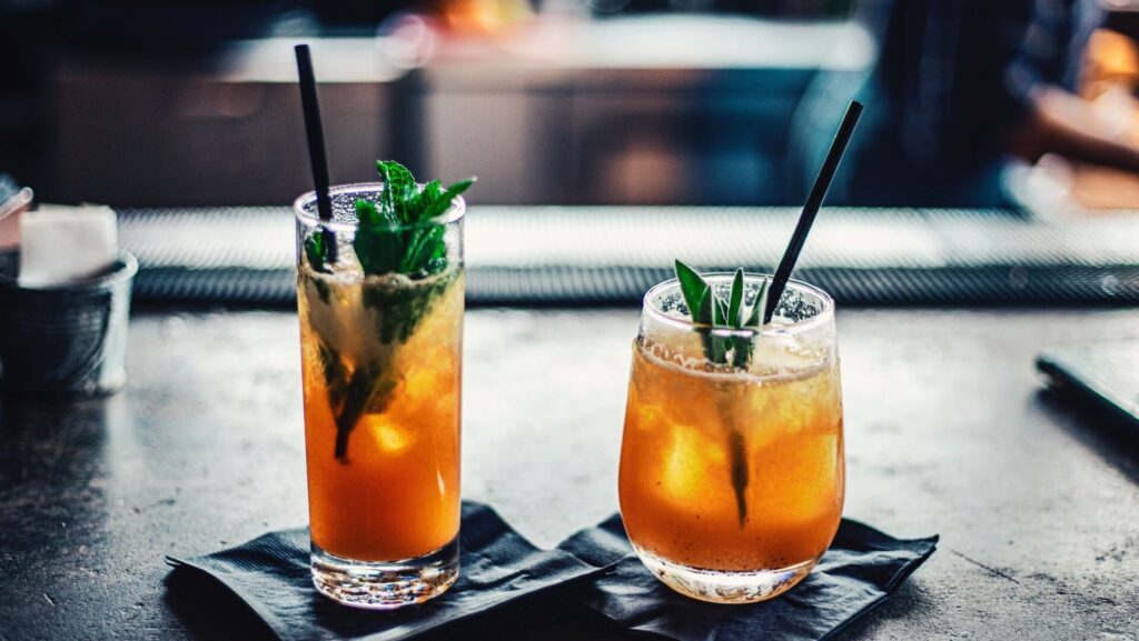 Discover the Top 15 Happy Cocktails That Will Leave You Smiling! Long Island Iced Tea